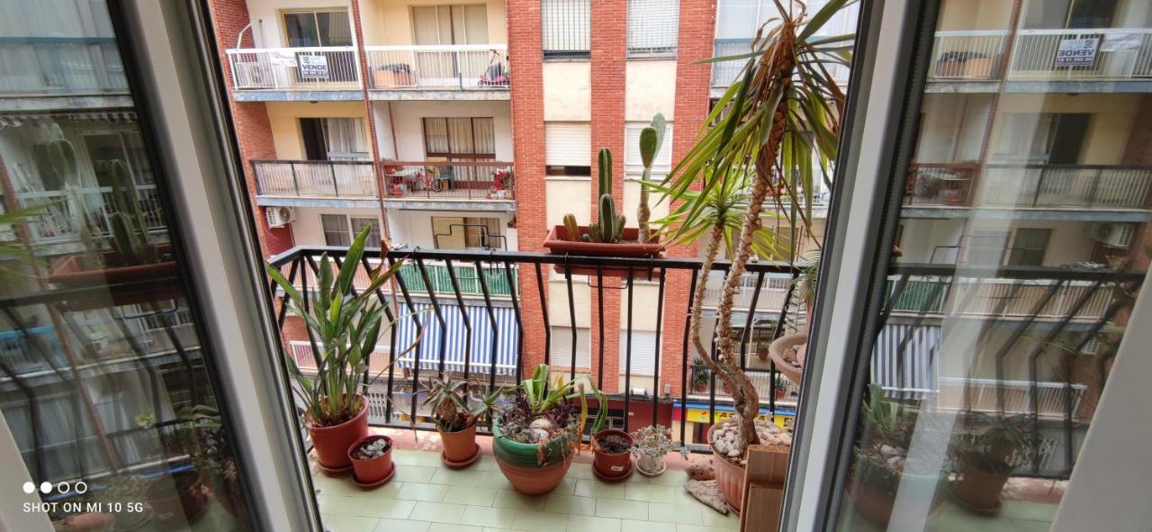 Dormitorios piso Gandía Exterior foto
